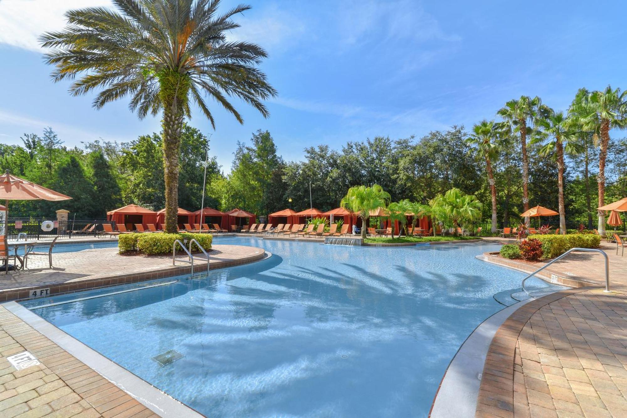Near W/ Pool-3br/2ba-spacious & Cozy Apartment